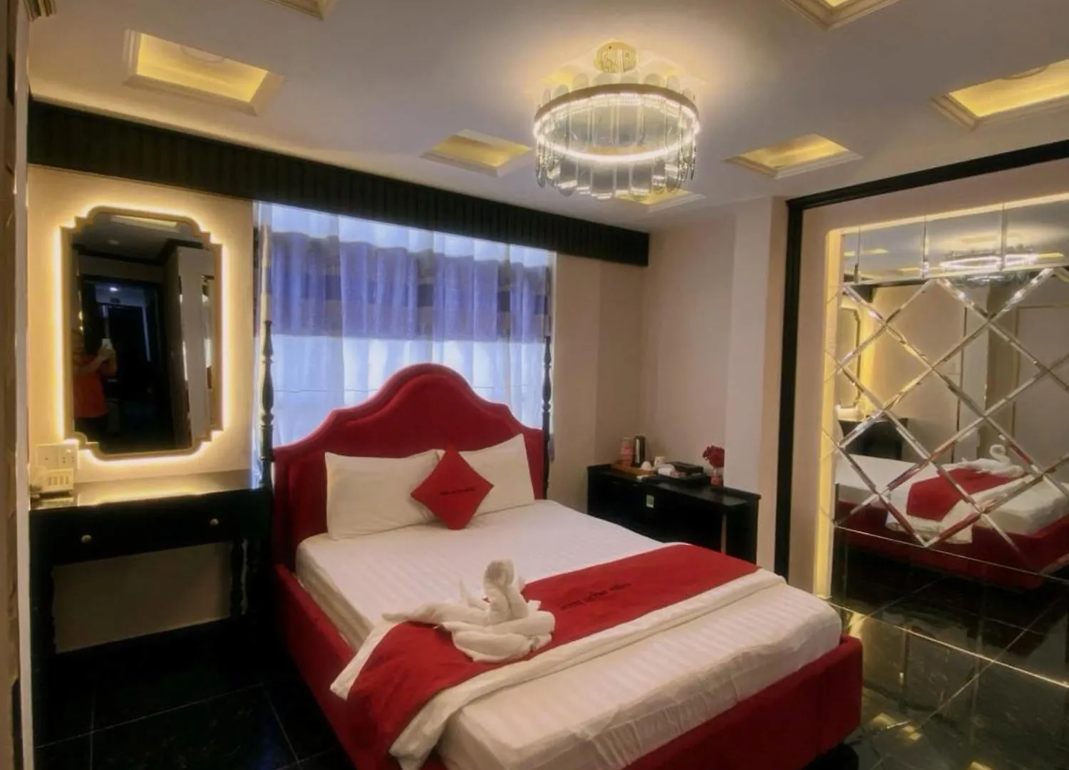 Quynh Huong Hotel Phu Nhuan Ho Chi Minh City 0*,  Vietnam